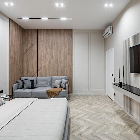 Apartment On Kulisha 28 Lviv Bagian luar foto